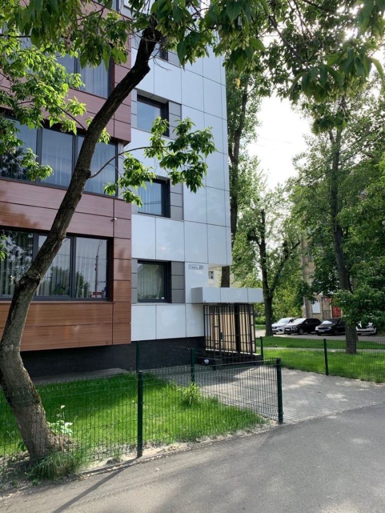 Фасад бізнес-центру